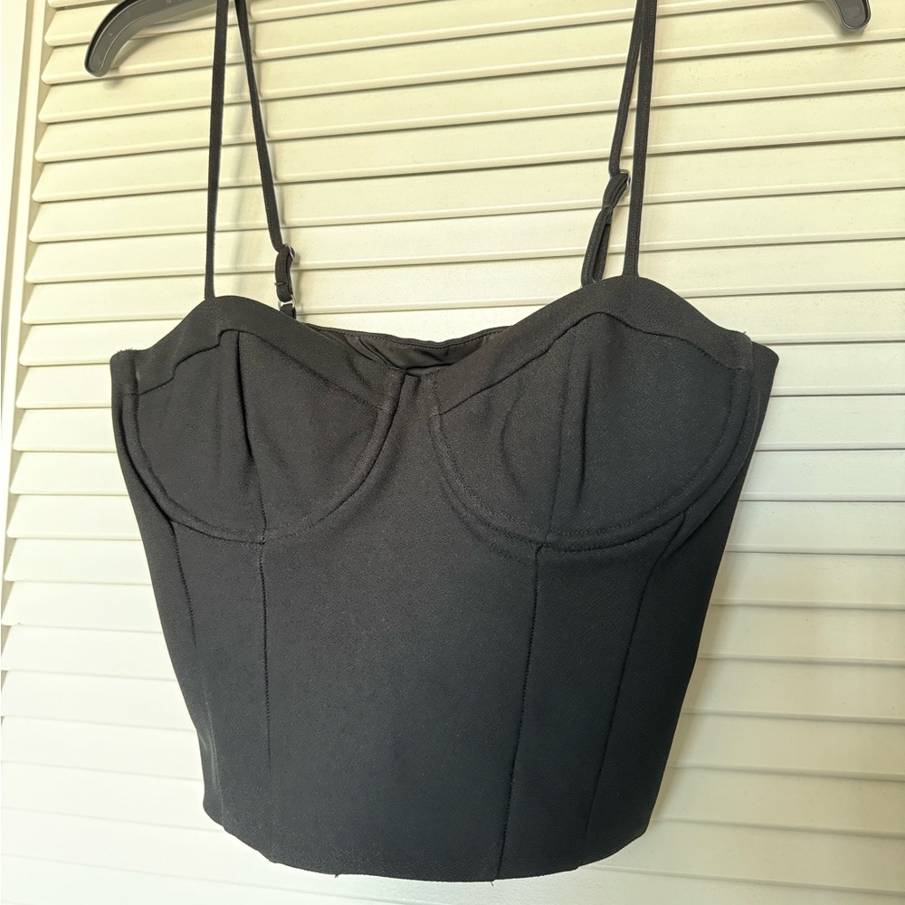 Abercrombie & Fitch crop top
